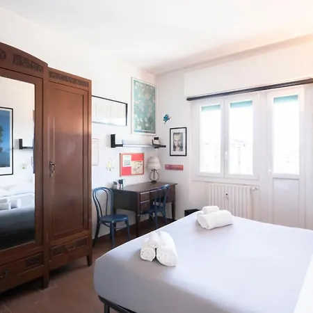 Casa Del Maestro Apartment *